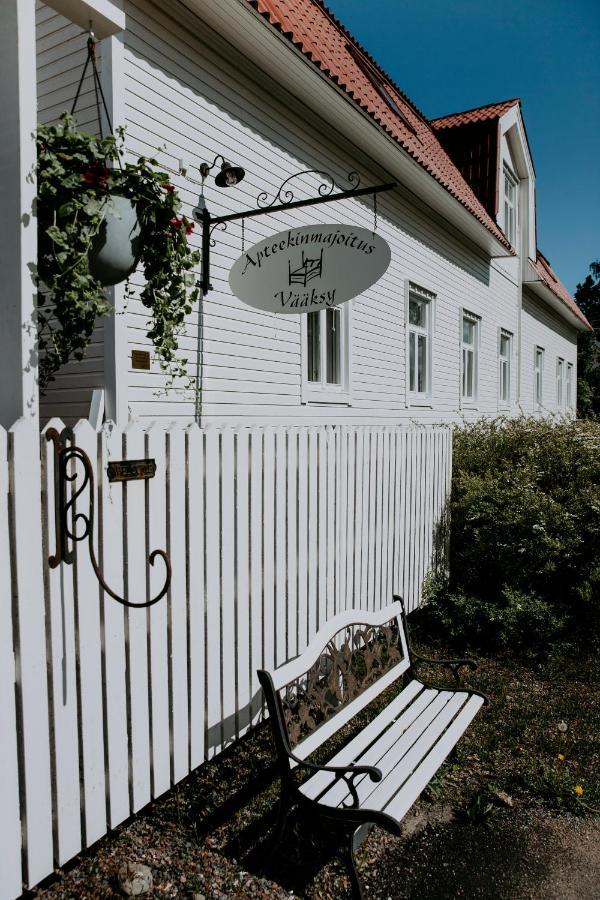 Vaeaeksyn Apteekinmajoitus Kültér fotó