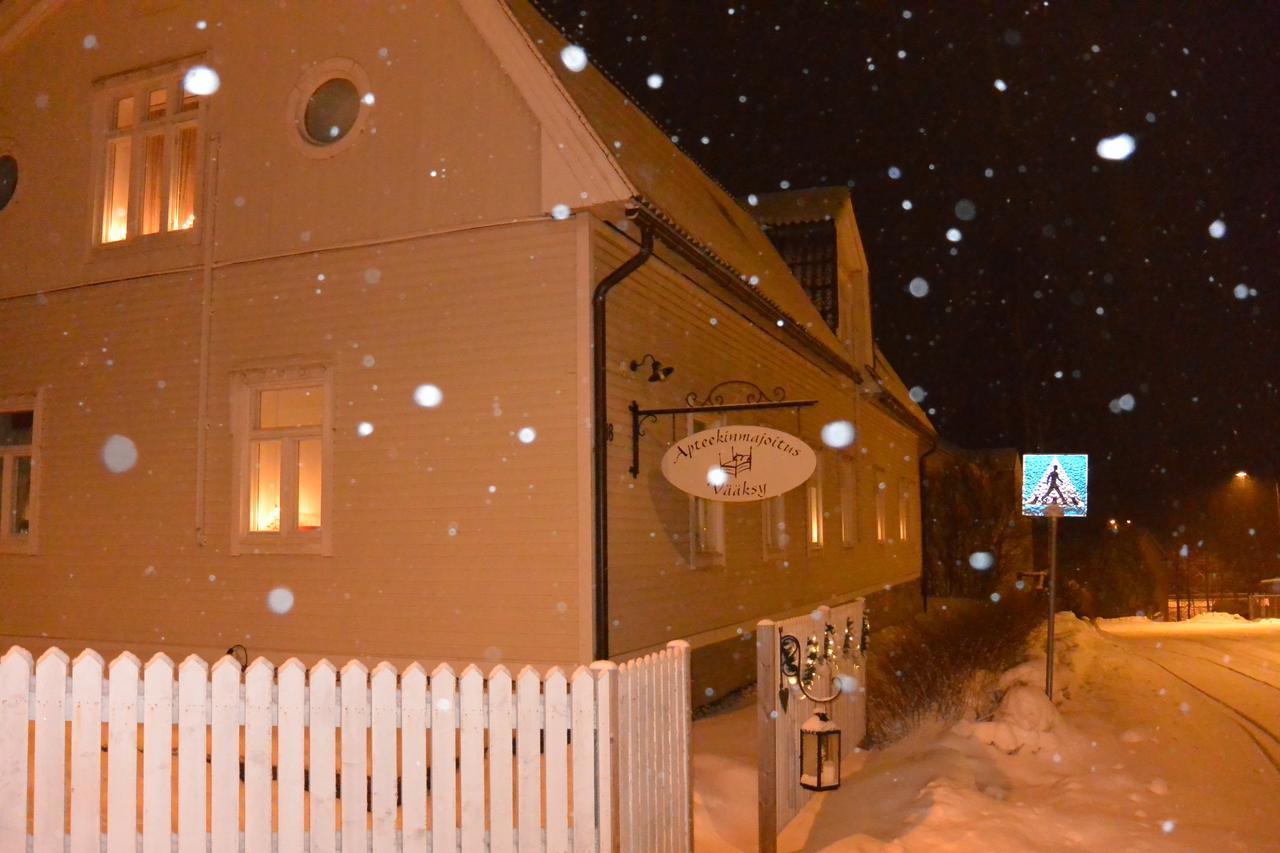 Vaeaeksyn Apteekinmajoitus Hotel Kültér fotó